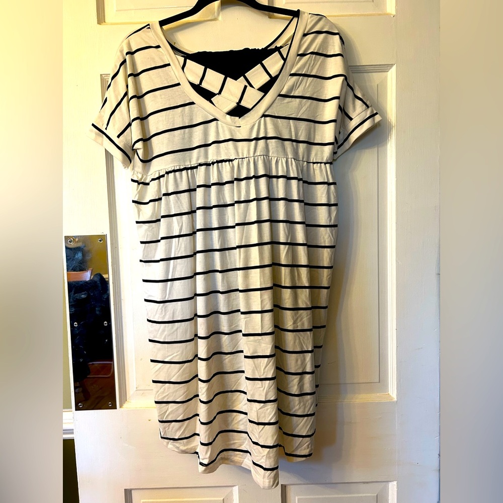 NWT- Adorable Stripped summer top & pants